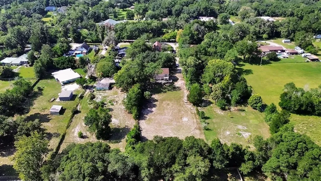 1379 Taylor Road W Deland FL 32720