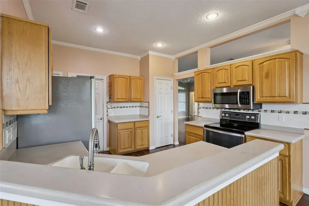 15734 Thoroughbred Lane Montverde FL 34756