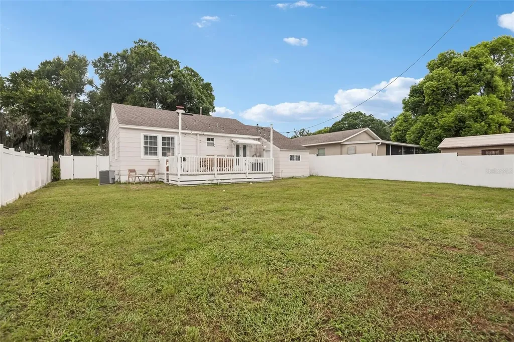 624 Kerneywood Street Lakeland FL 33803