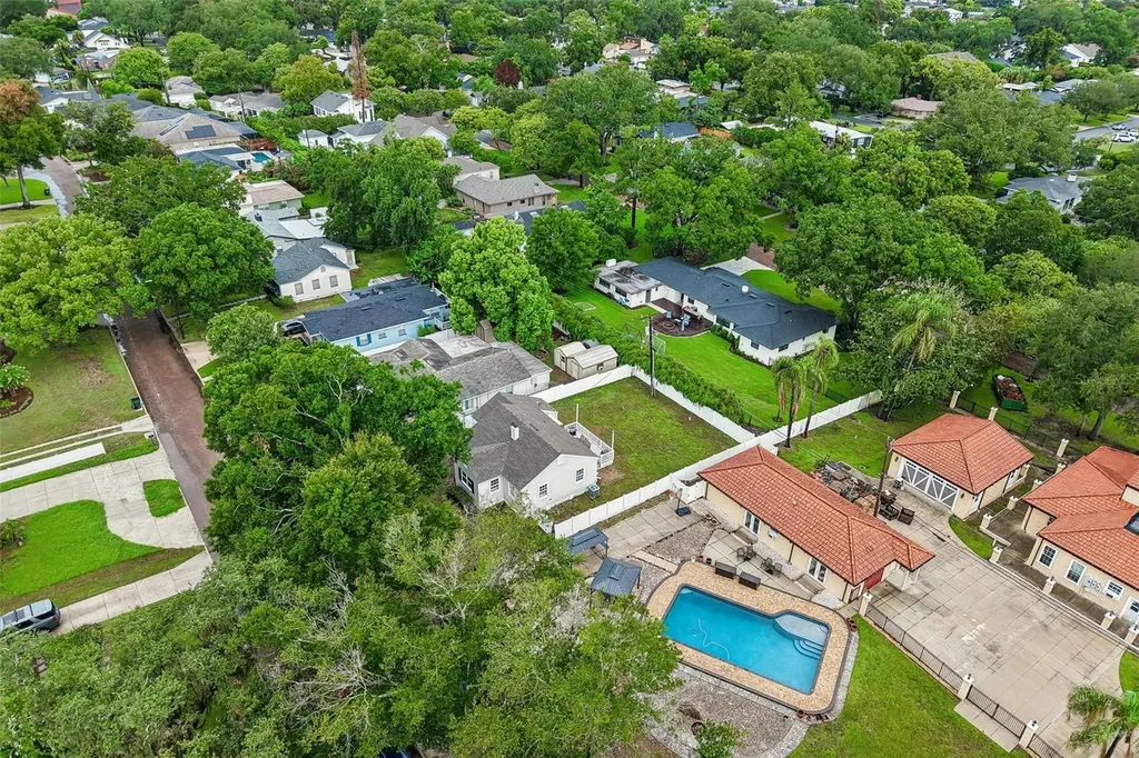 624 Kerneywood Street Lakeland FL 33803