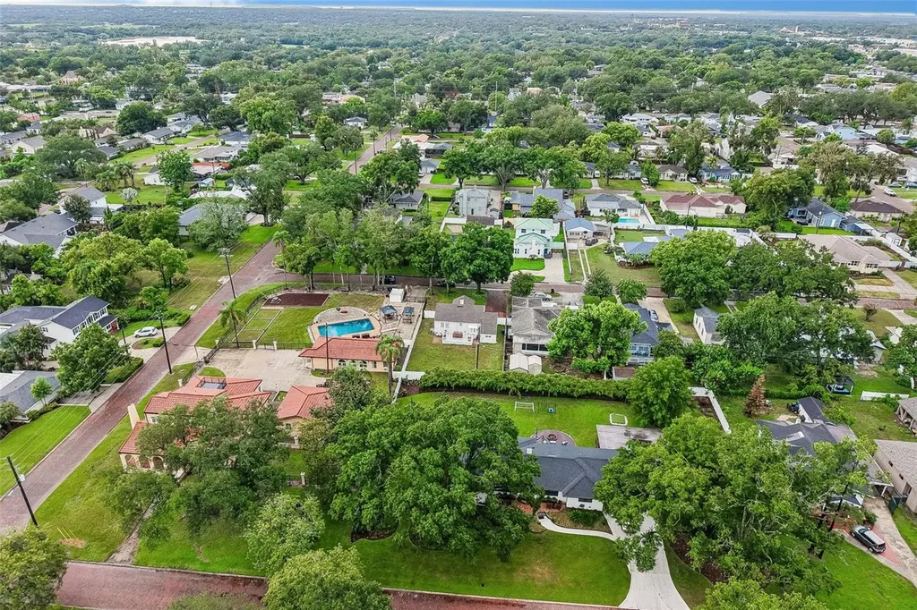 624 Kerneywood Street Lakeland FL 33803
