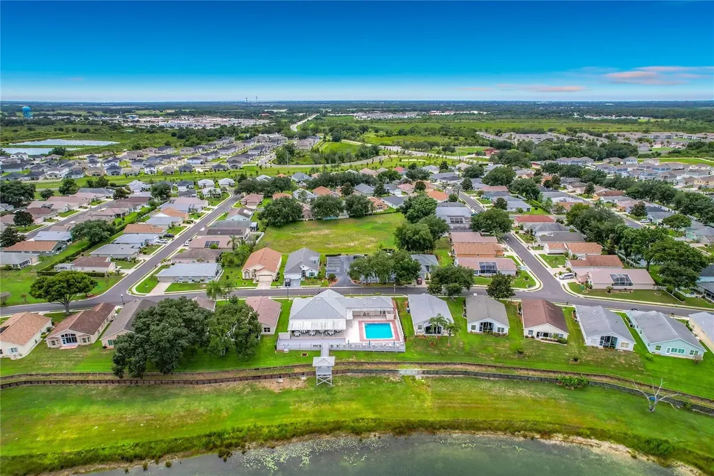 4178 Cannes Avenue Lake Wales FL 33859