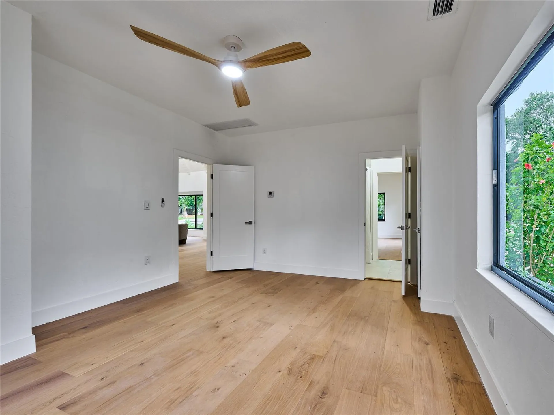5209 2nd Avenue N St Petersburg FL 33710