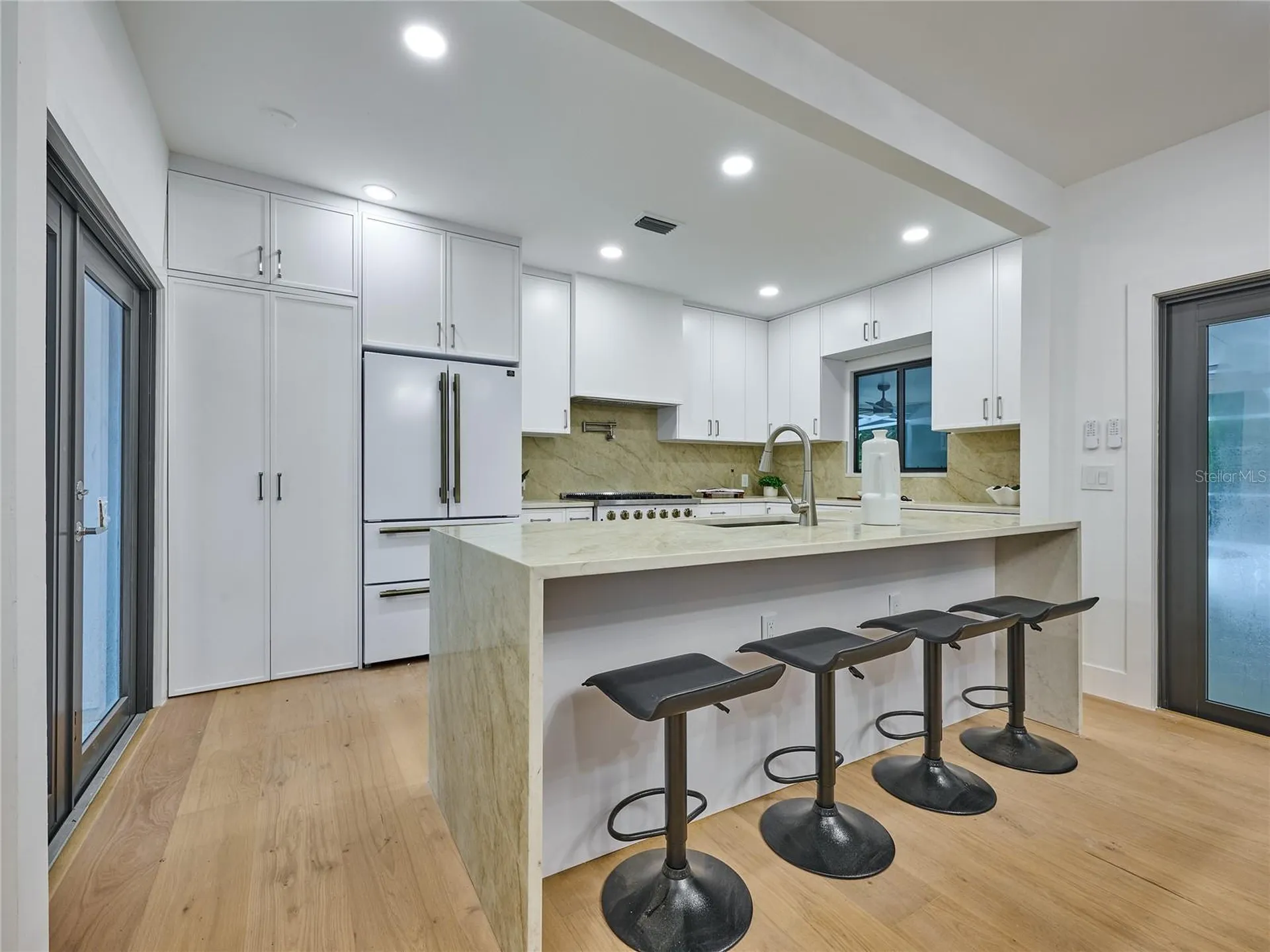 5209 2nd Avenue N St Petersburg FL 33710