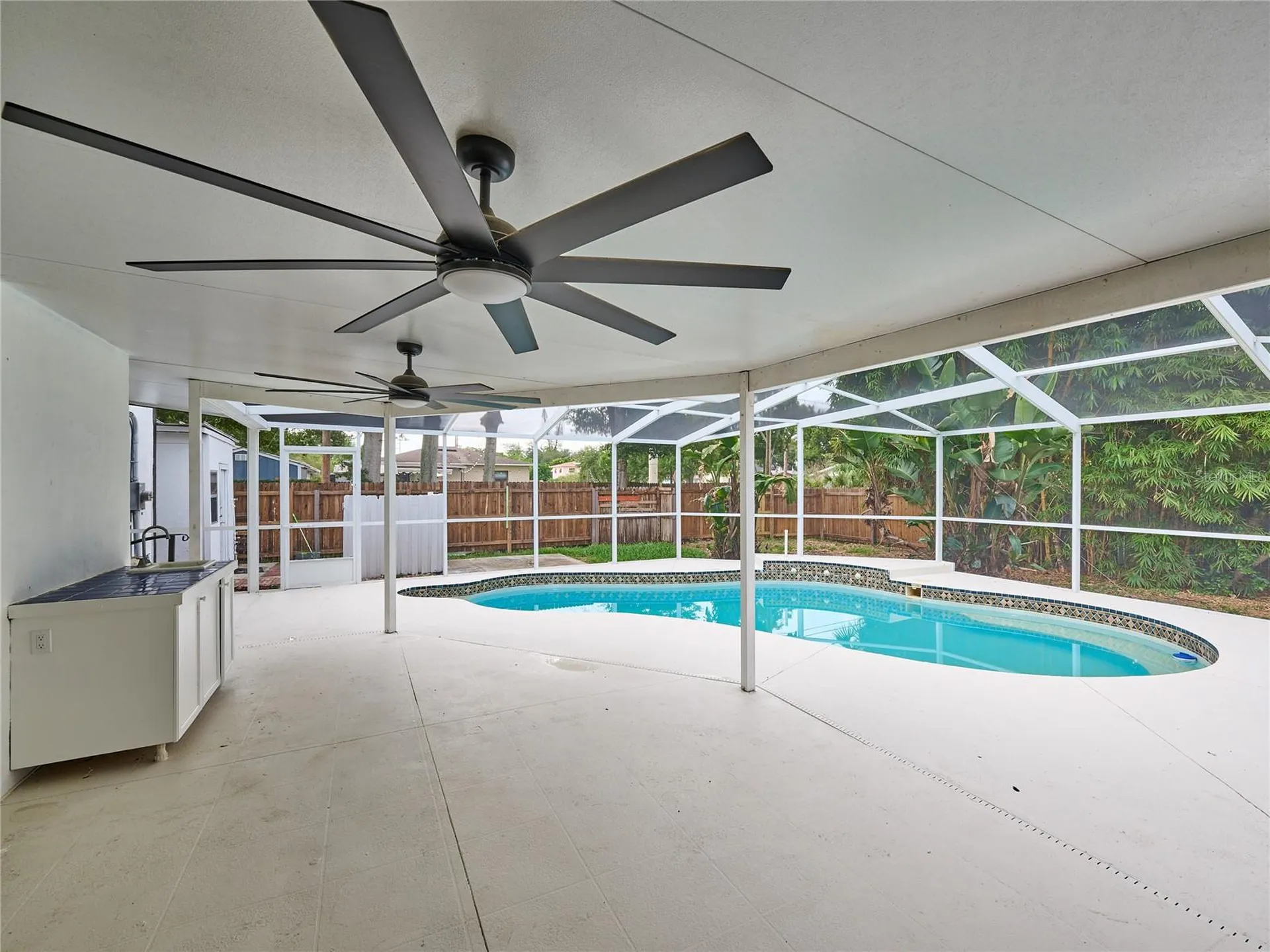 5209 2nd Avenue N St Petersburg FL 33710