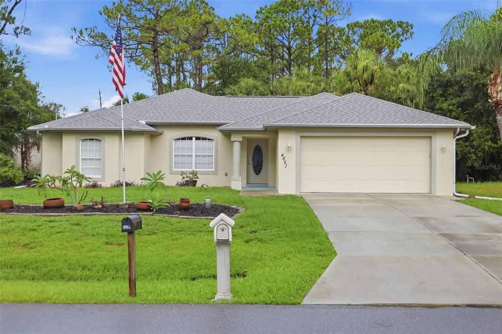 4651 Lummus Street North Port FL 34286