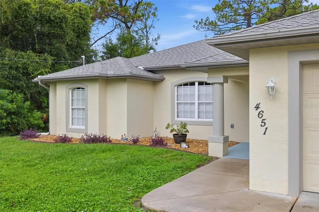 4651 Lummus Street North Port FL 34286