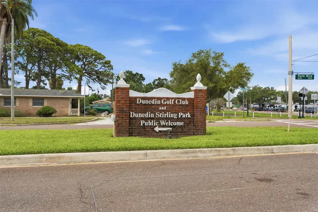 2048 Jefferson Avenue Dunedin FL 34698