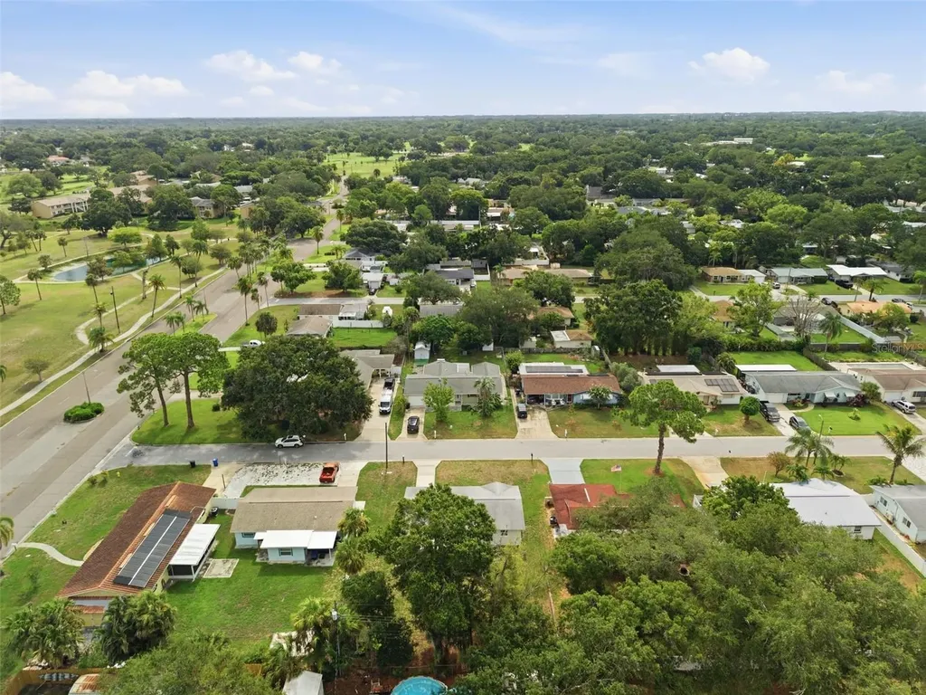 2048 Jefferson Avenue Dunedin FL 34698