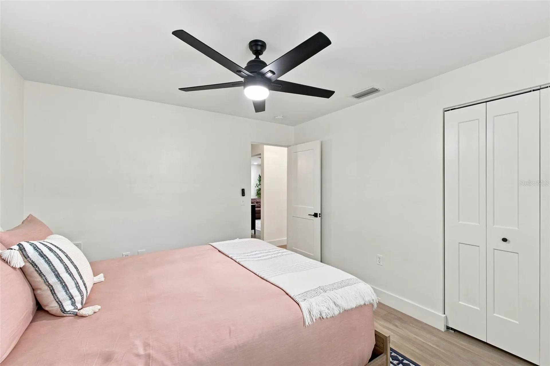 2048 Jefferson Avenue Dunedin FL 34698