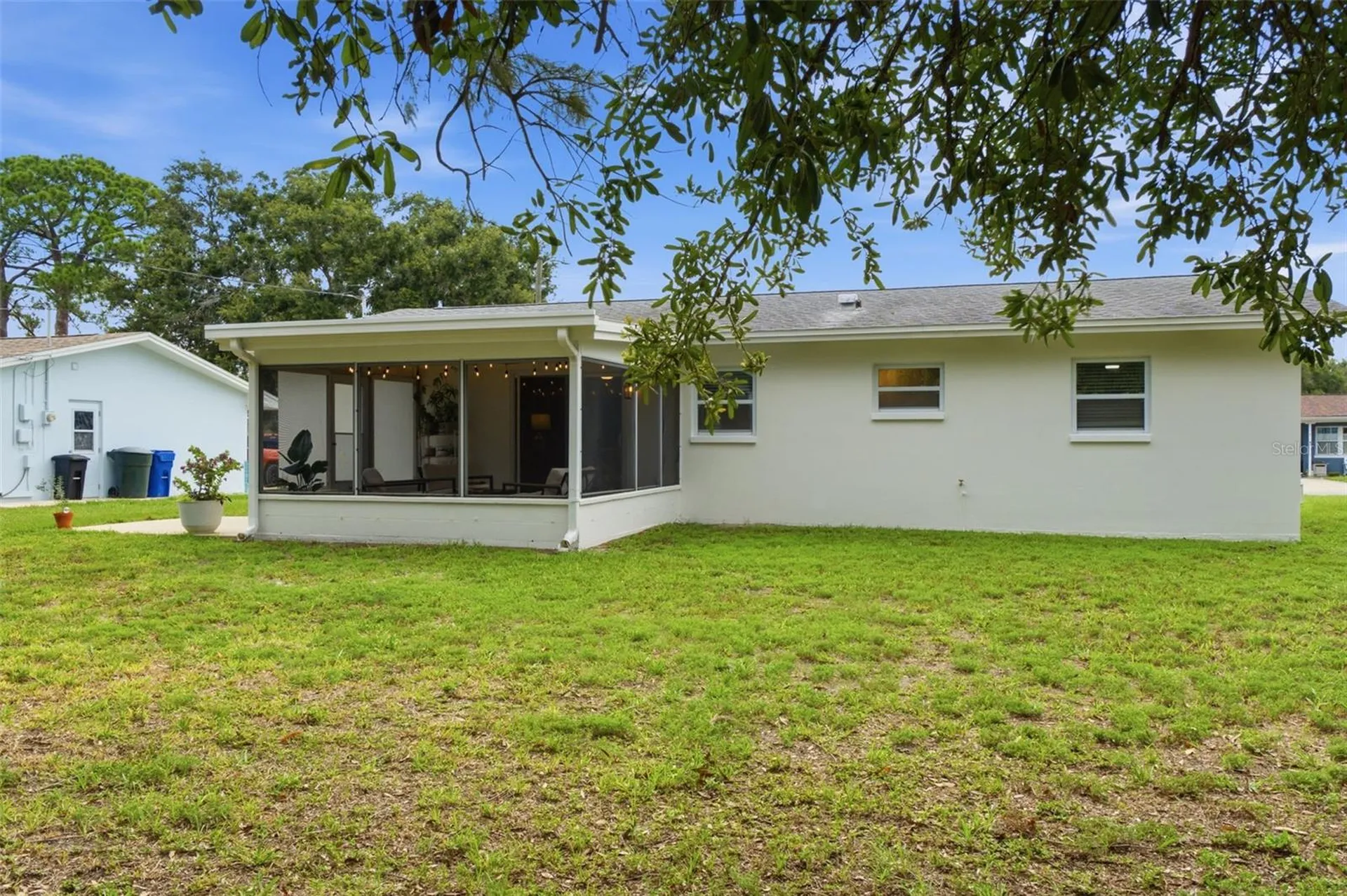 2048 Jefferson Avenue Dunedin FL 34698