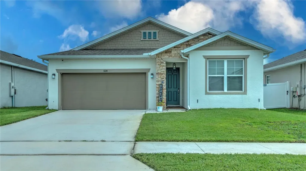 1228 Mattie Pointe Boulevard Auburndale FL 33823