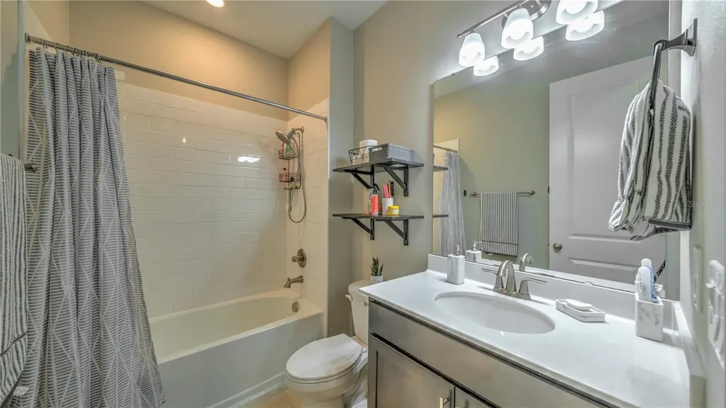 1228 Mattie Pointe Boulevard Auburndale FL 33823