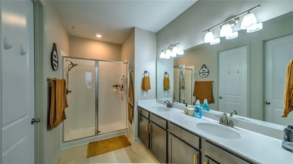 1228 Mattie Pointe Boulevard Auburndale FL 33823