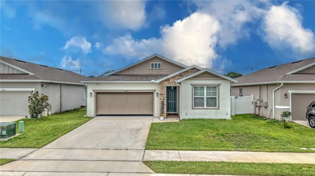 1228 Mattie Pointe Boulevard Auburndale FL 33823