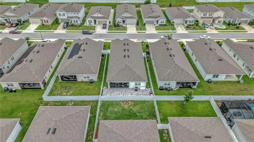 1228 Mattie Pointe Boulevard Auburndale FL 33823