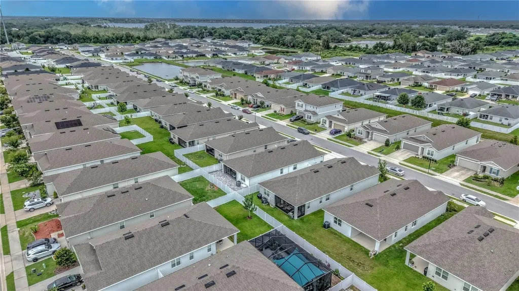 1228 Mattie Pointe Boulevard Auburndale FL 33823