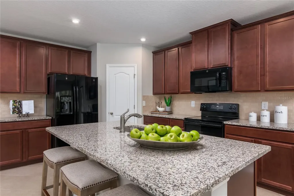 11234 High Noon Trail Parrish FL 34219