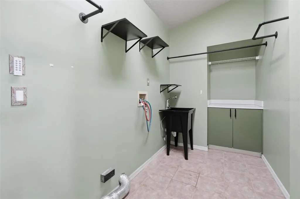 345 Hampton Hills Court Debary FL 32713