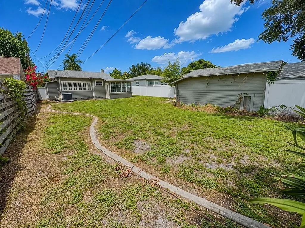 2244 4th Avenue N St Petersburg FL 33713