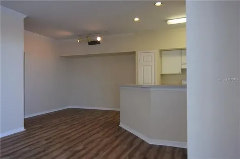 9640 Lake Chase Island Way Tampa FL 33626