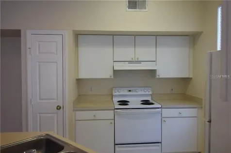 9640 Lake Chase Island Way Tampa FL 33626