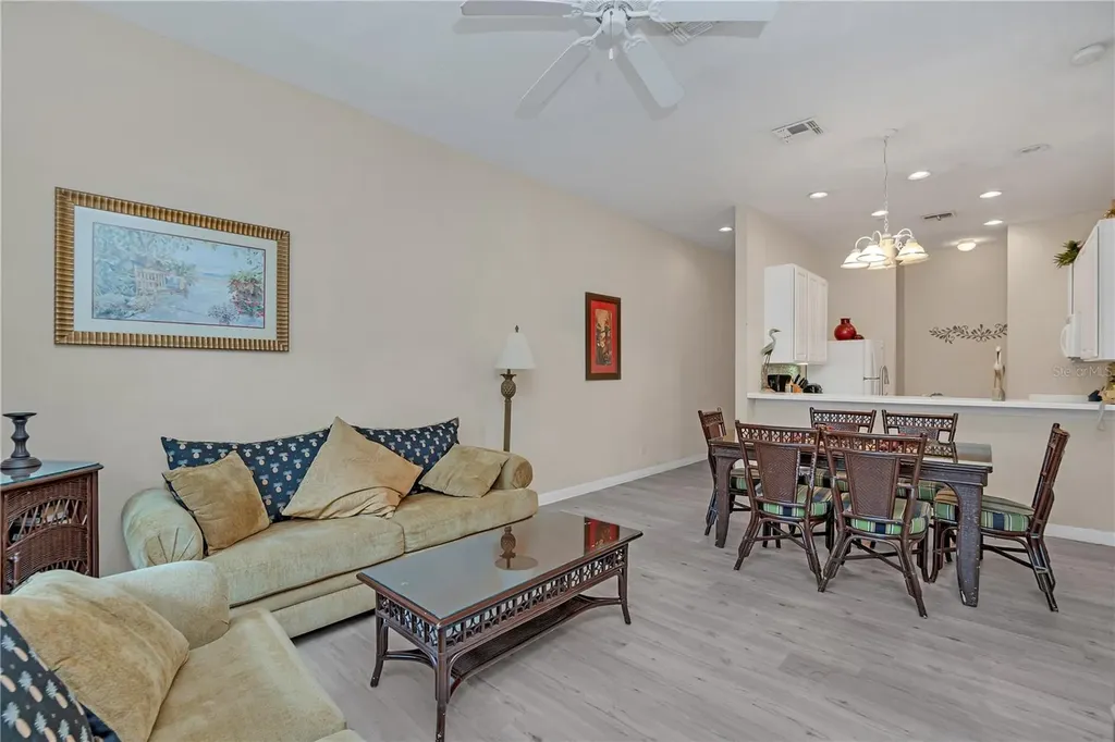 514 Lucaya Loop Davenport FL 33897