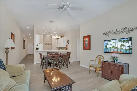 514 Lucaya Loop Davenport FL 33897
