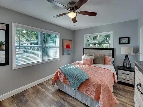 120 Avenida De Baha Nokomis FL 34275