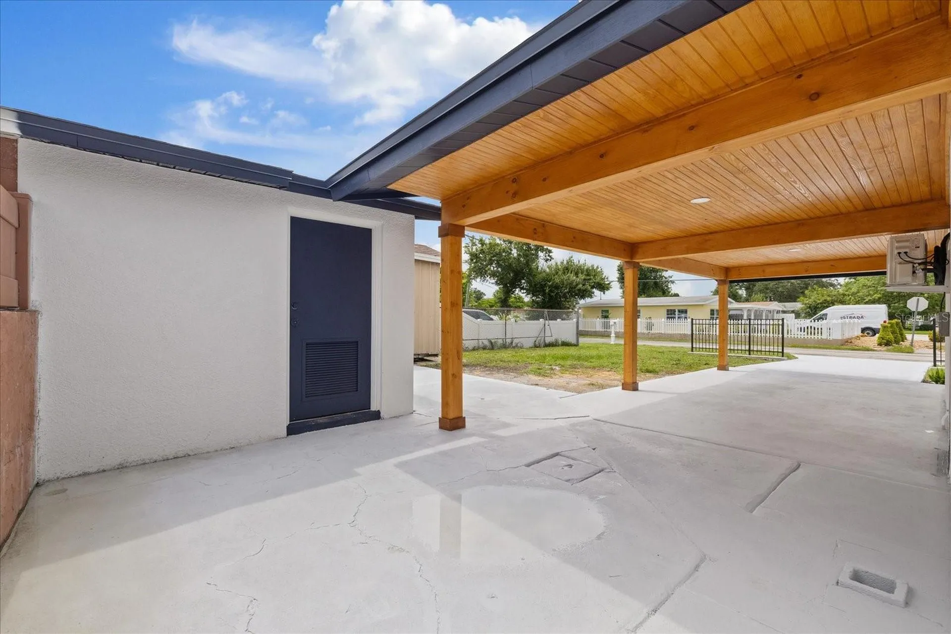 5824 N Thatcher Avenue Tampa FL 33614