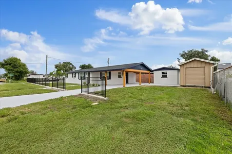 5824 N Thatcher Avenue Tampa FL 33614