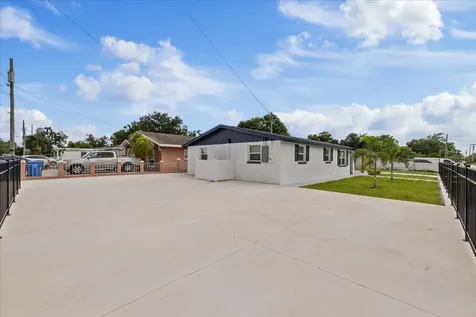 5824 N Thatcher Avenue Tampa FL 33614