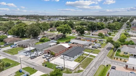 5824 N Thatcher Avenue Tampa FL 33614
