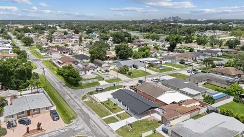 5824 N Thatcher Avenue Tampa FL 33614