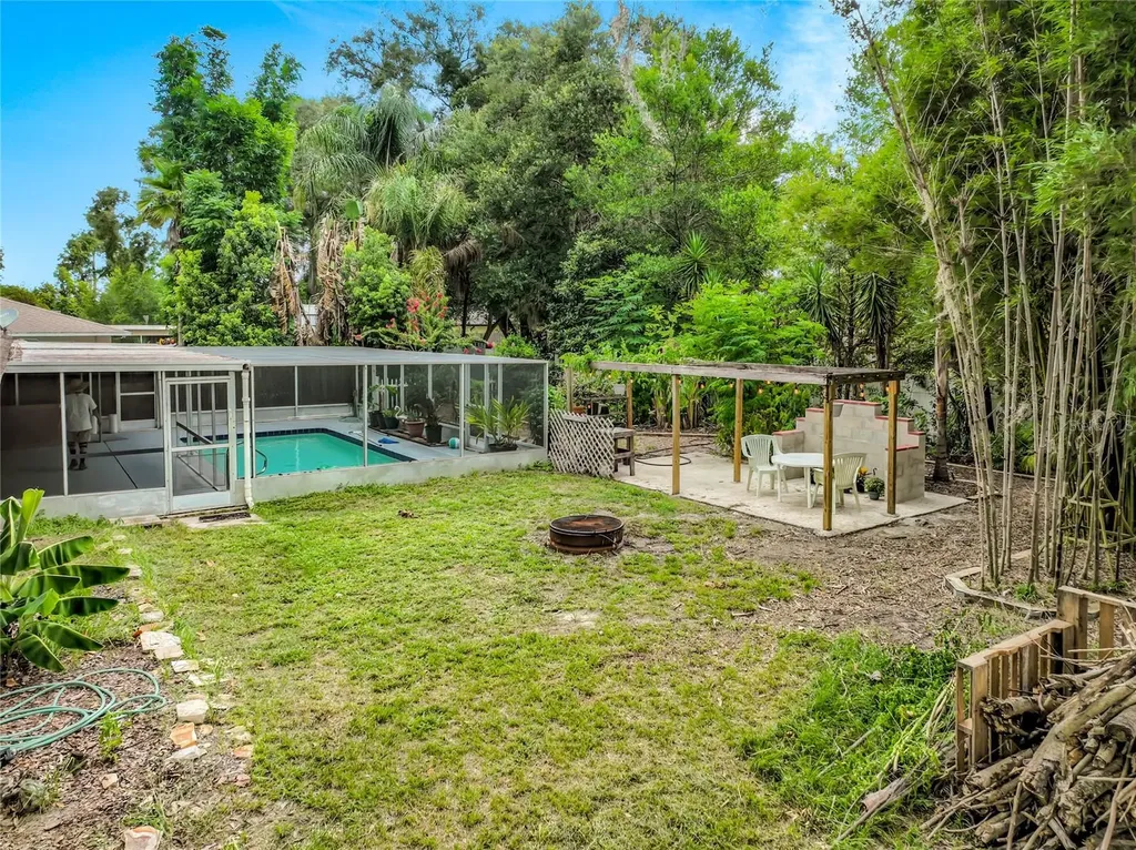 300 Pinecrest Road Mount Dora FL 32757