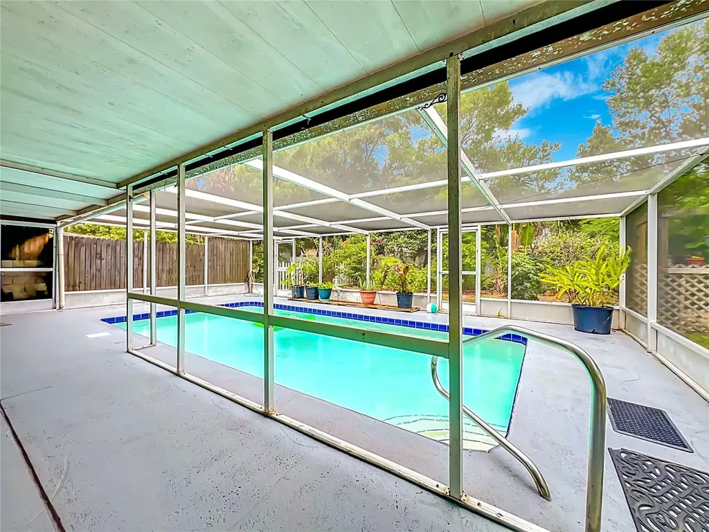 300 Pinecrest Road Mount Dora FL 32757