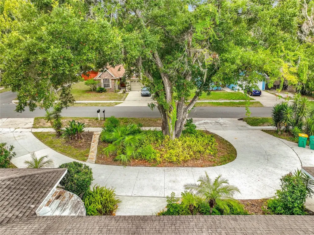 300 Pinecrest Road Mount Dora FL 32757