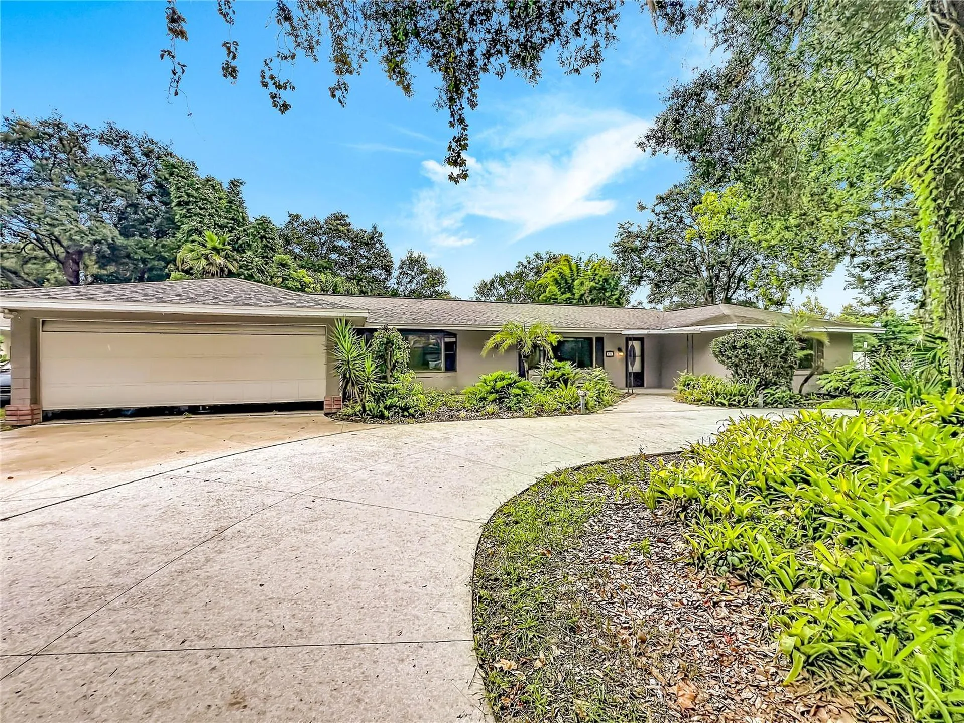 300 Pinecrest Road Mount Dora FL 32757