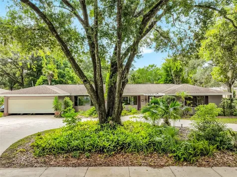 300 Pinecrest Road Mount Dora FL 32757
