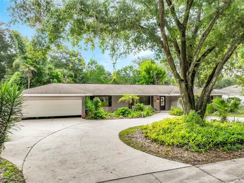 300 Pinecrest Road Mount Dora FL 32757