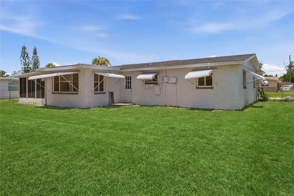 4810 Guardian Avenue Holiday FL 34690