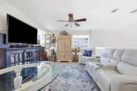 2909 Somersworth Court Orlando FL 32835