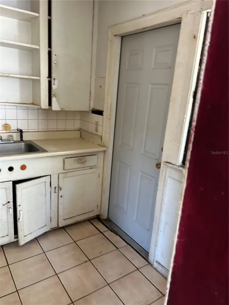 2018 Brackland Street Jacksonville FL 32206