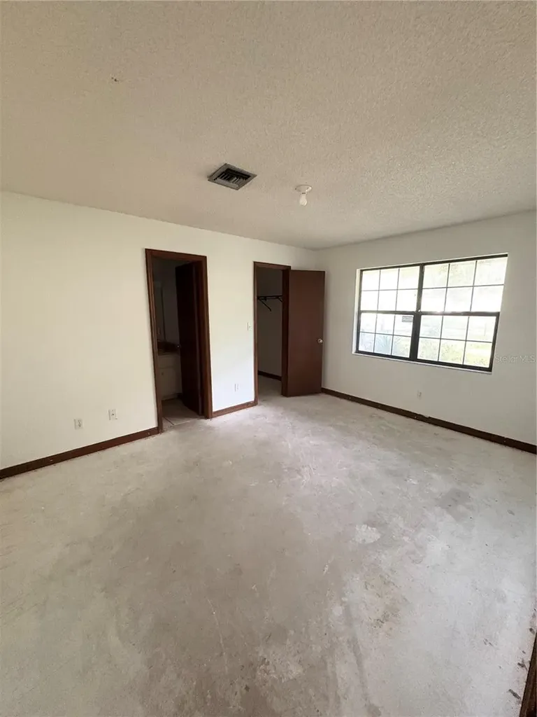 3625 NE 18th Court Ocala FL 34479
