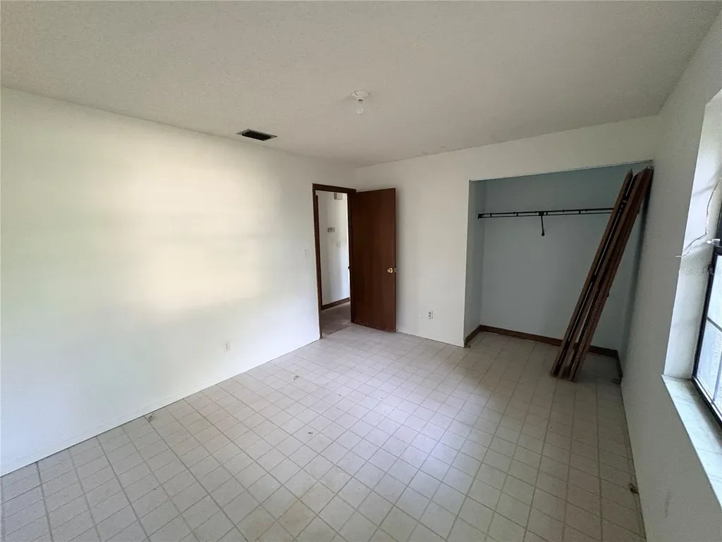 3625 NE 18th Court Ocala FL 34479