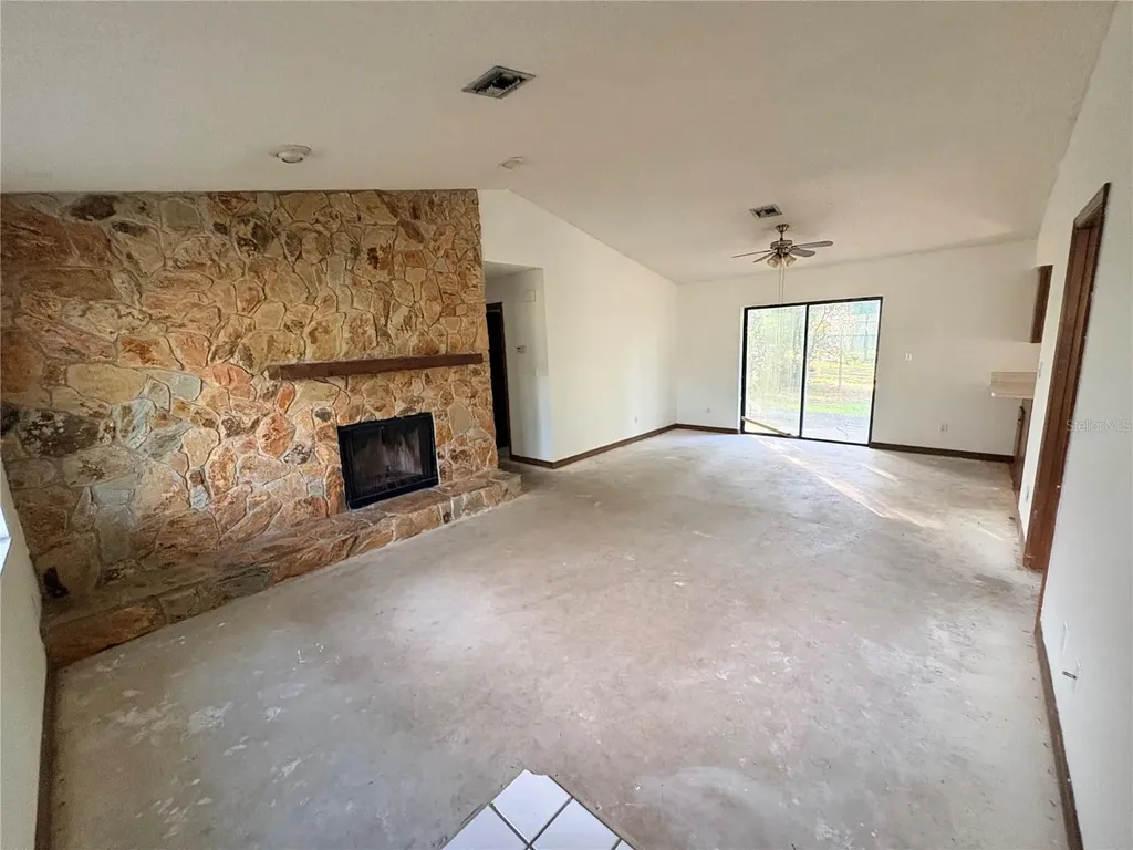 3625 NE 18th Court Ocala FL 34479