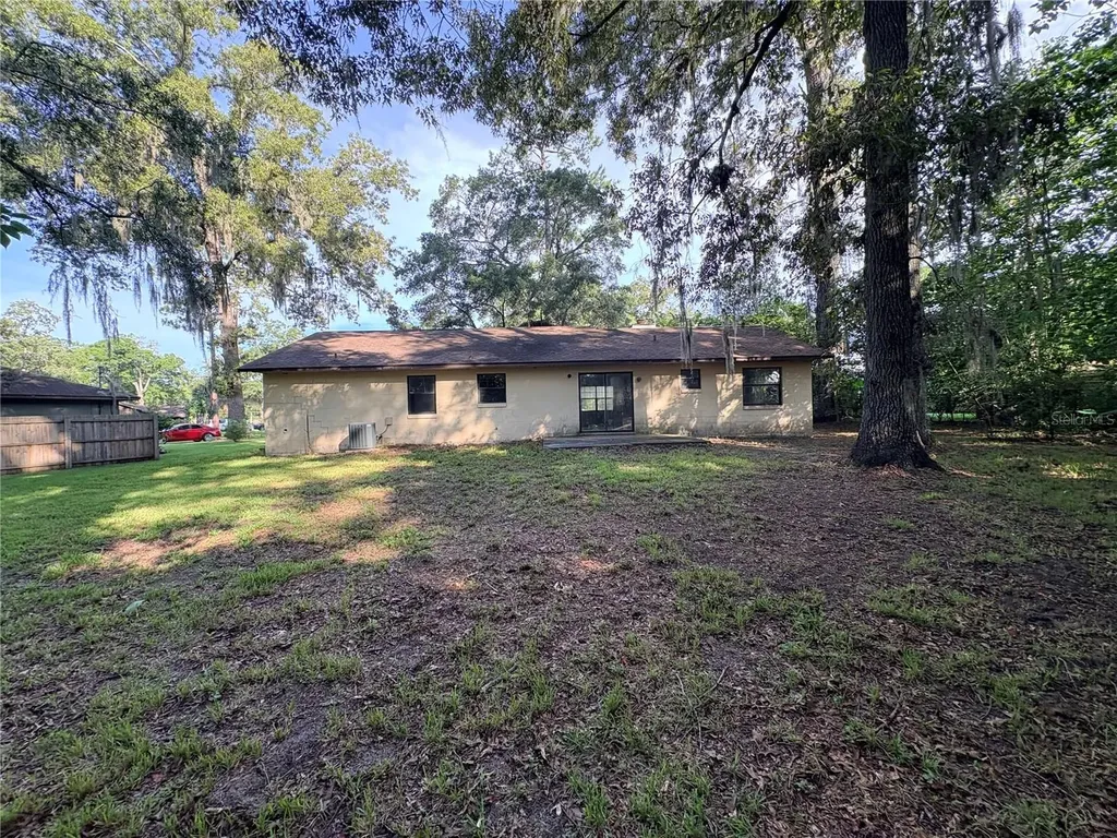 3625 NE 18th Court Ocala FL 34479