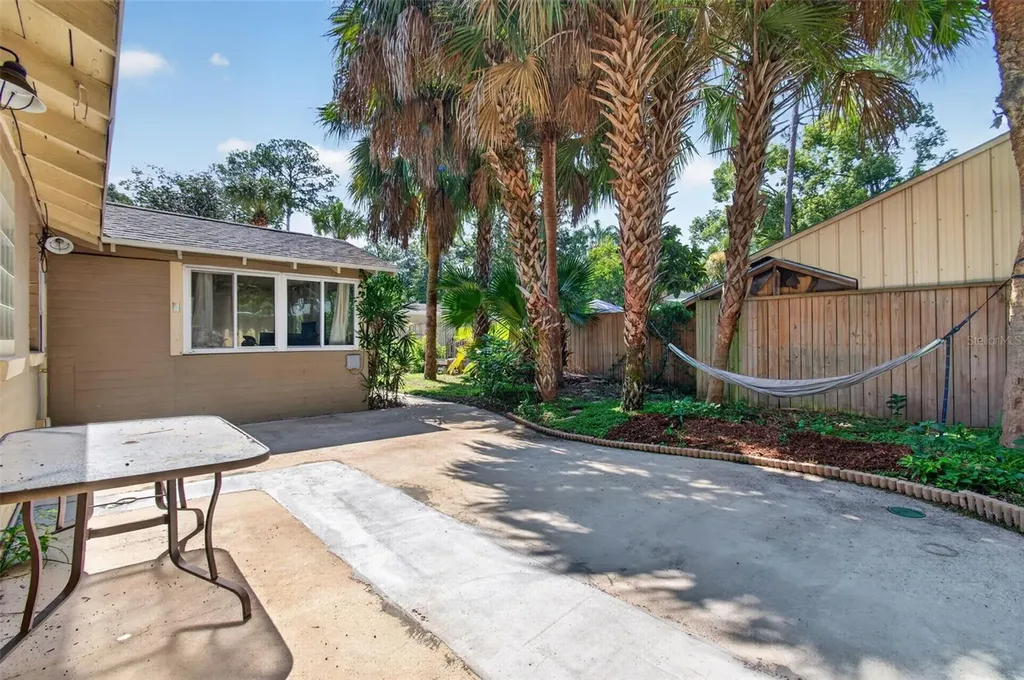 715 NW 22nd Avenue Gainesville FL 32609