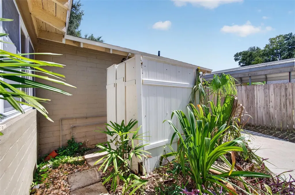 715 NW 22nd Avenue Gainesville FL 32609