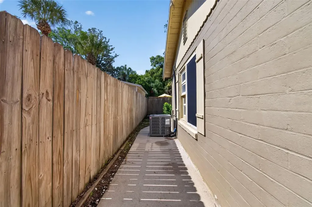 715 NW 22nd Avenue Gainesville FL 32609